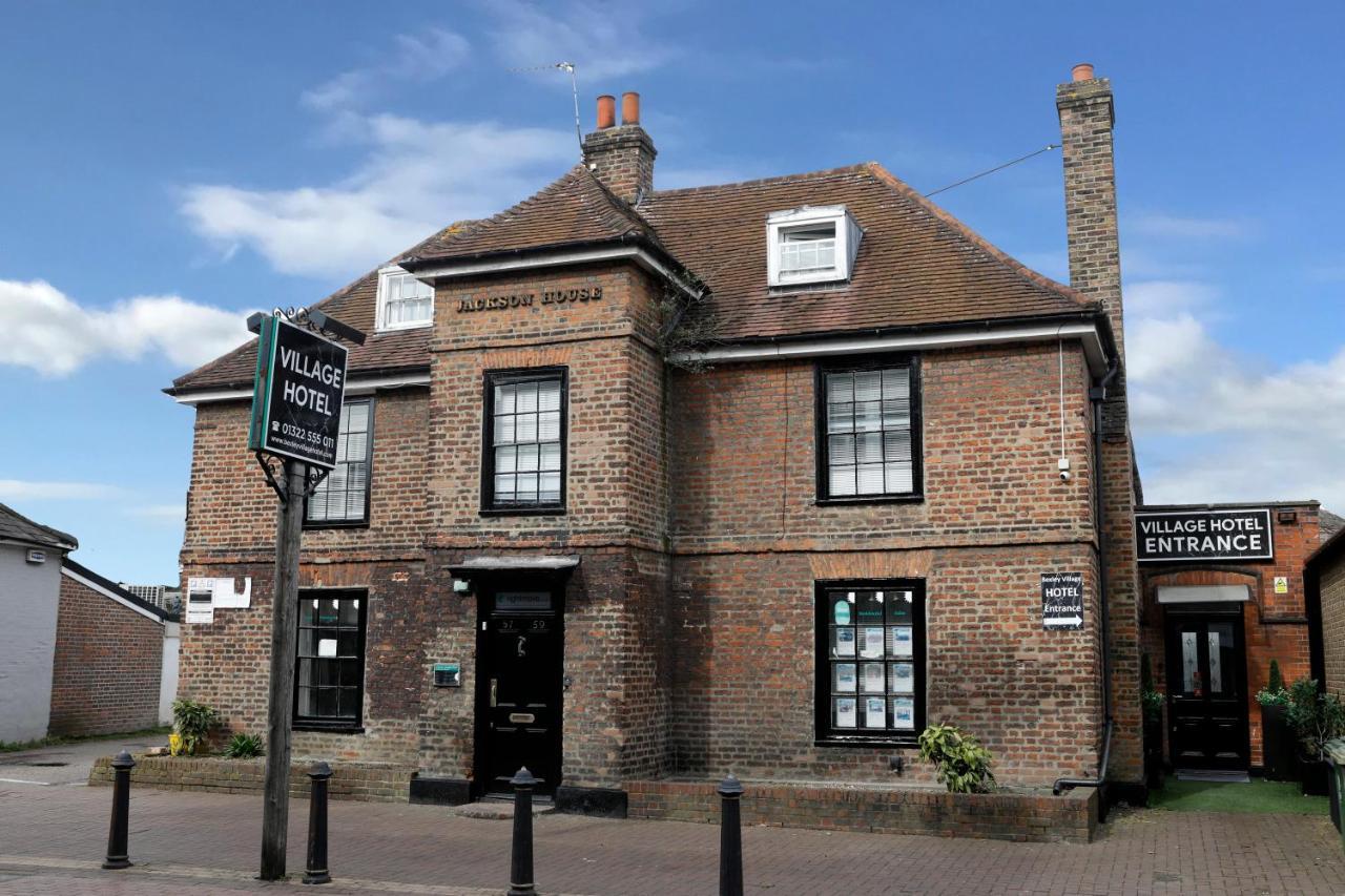 Bexley Village Hotel Exterior photo